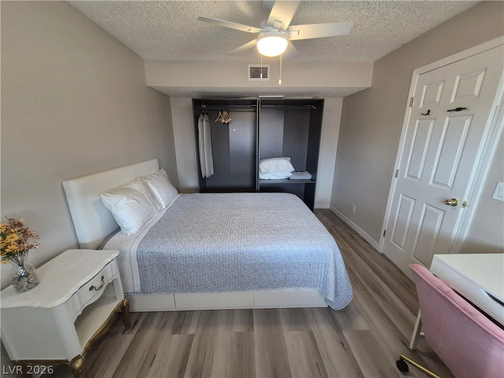 5849 Cherokee, Las Vegas, NV 89103