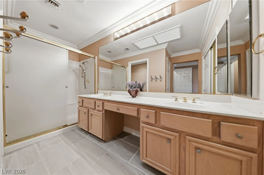 2548 Highvale, Las Vegas, NV 89134