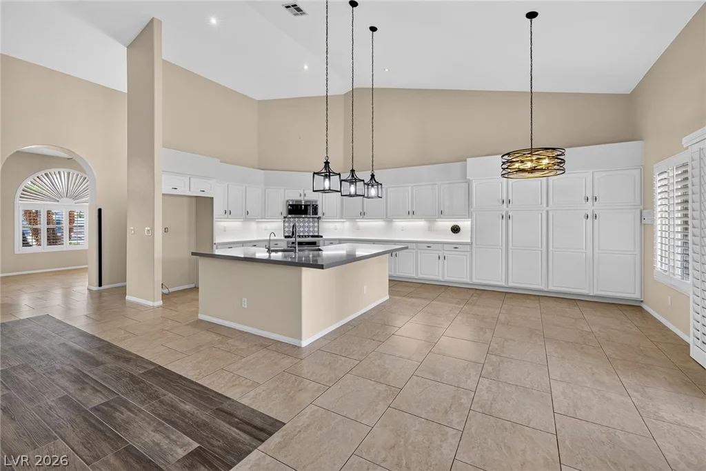 7712 Silver Wells, Las Vegas, NV 89149