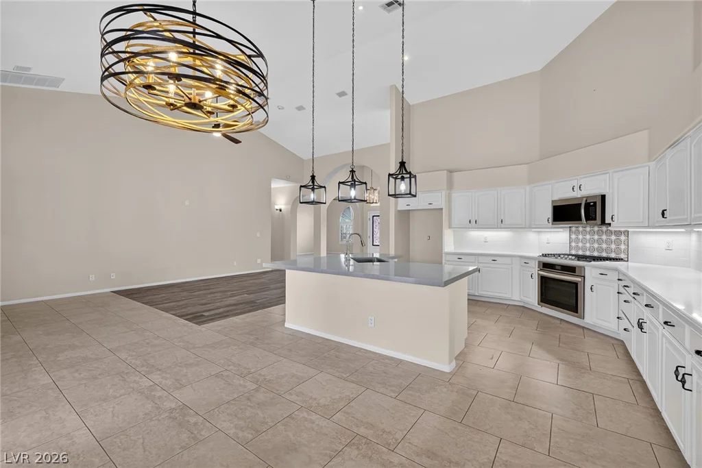 7712 Silver Wells, Las Vegas, NV 89149