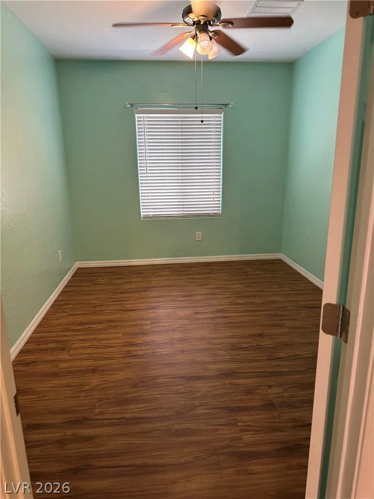 4112 GLIDING GULLS, North Las Vegas, NV 89084