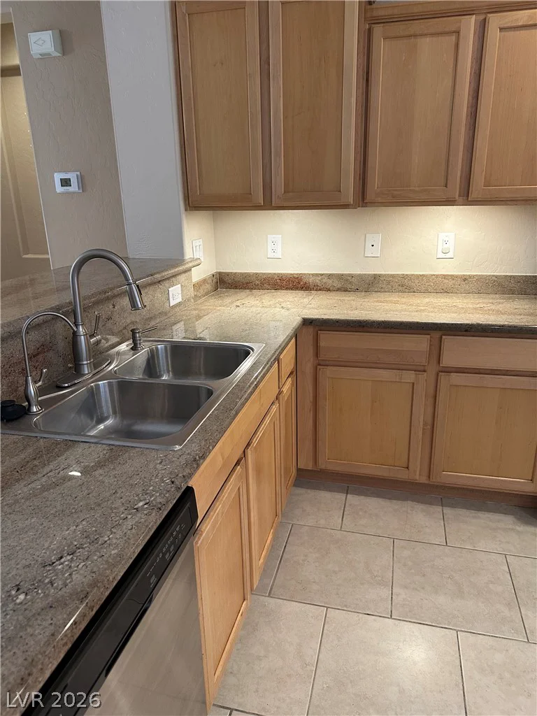 4112 GLIDING GULLS, North Las Vegas, NV 89084
