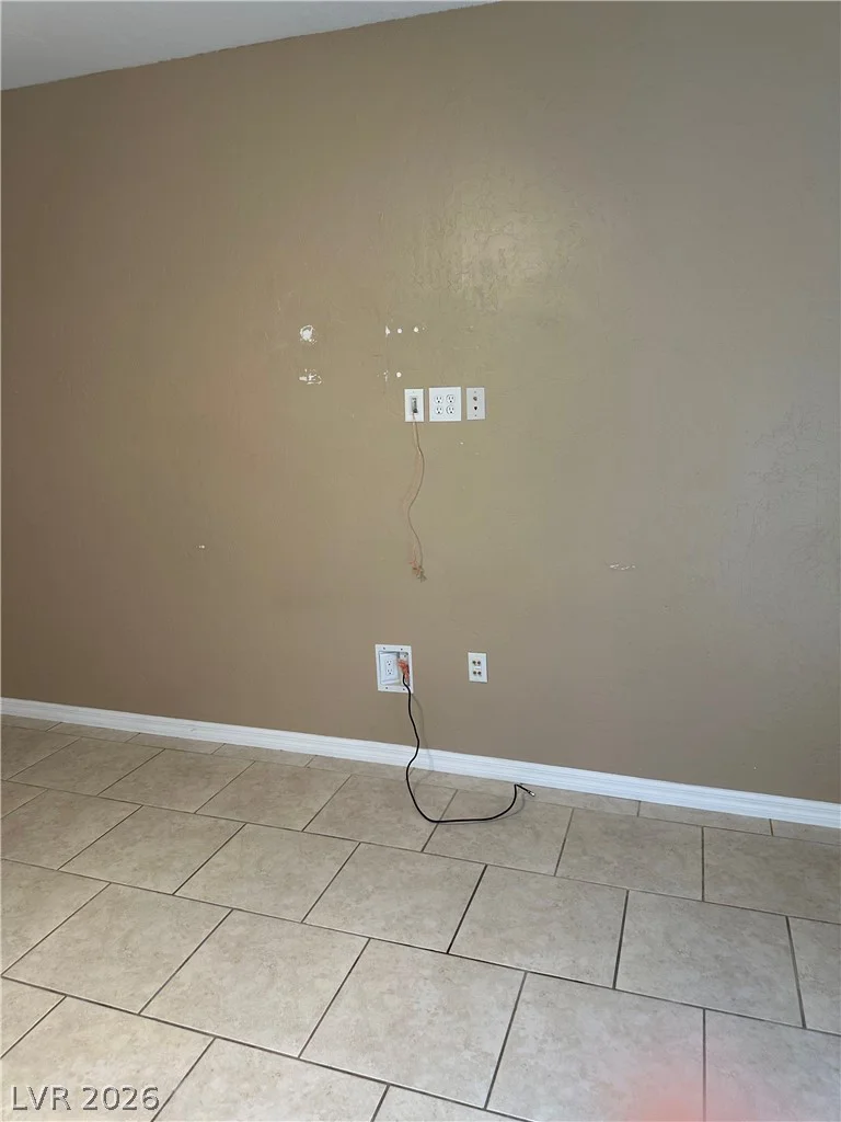 4112 GLIDING GULLS, North Las Vegas, NV 89084