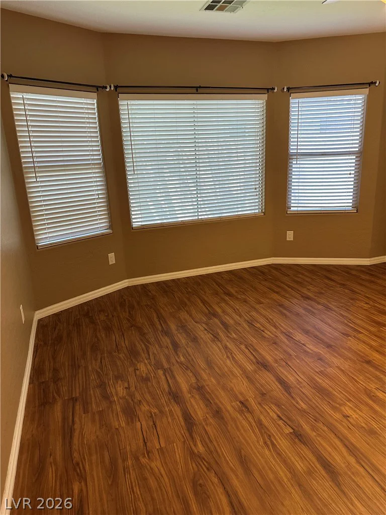 4112 GLIDING GULLS, North Las Vegas, NV 89084