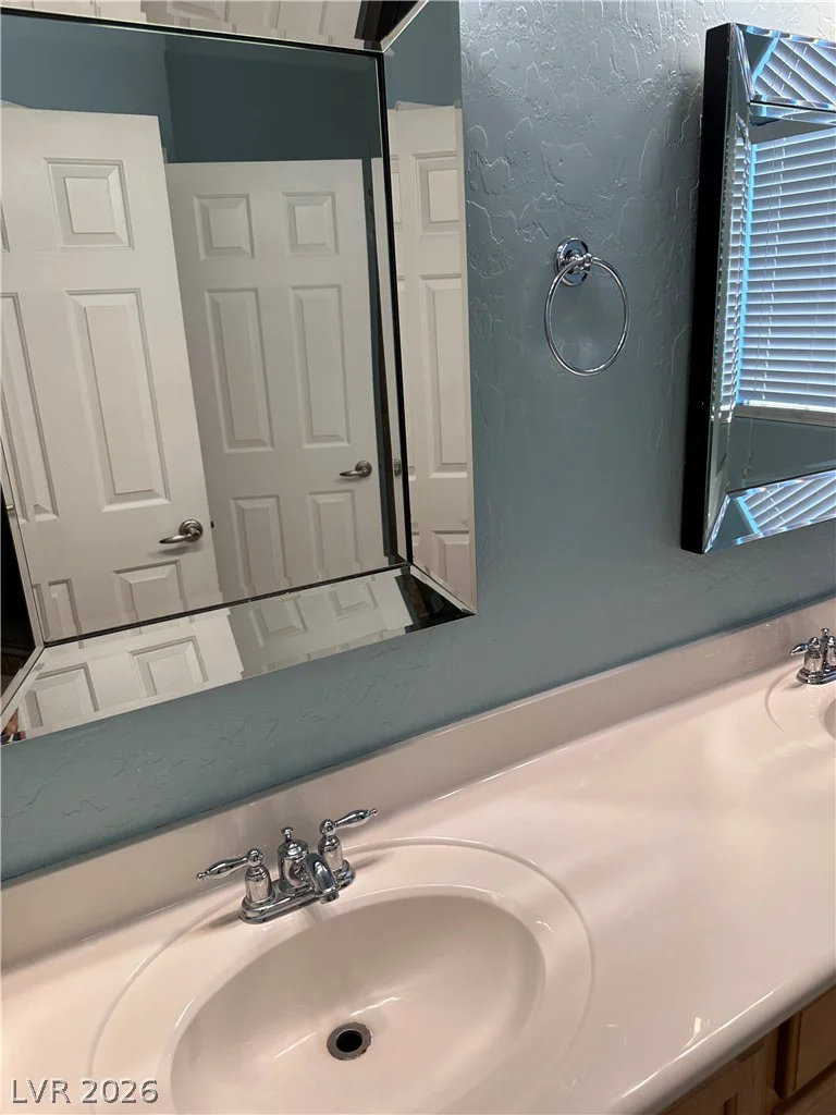 4112 GLIDING GULLS, North Las Vegas, NV 89084