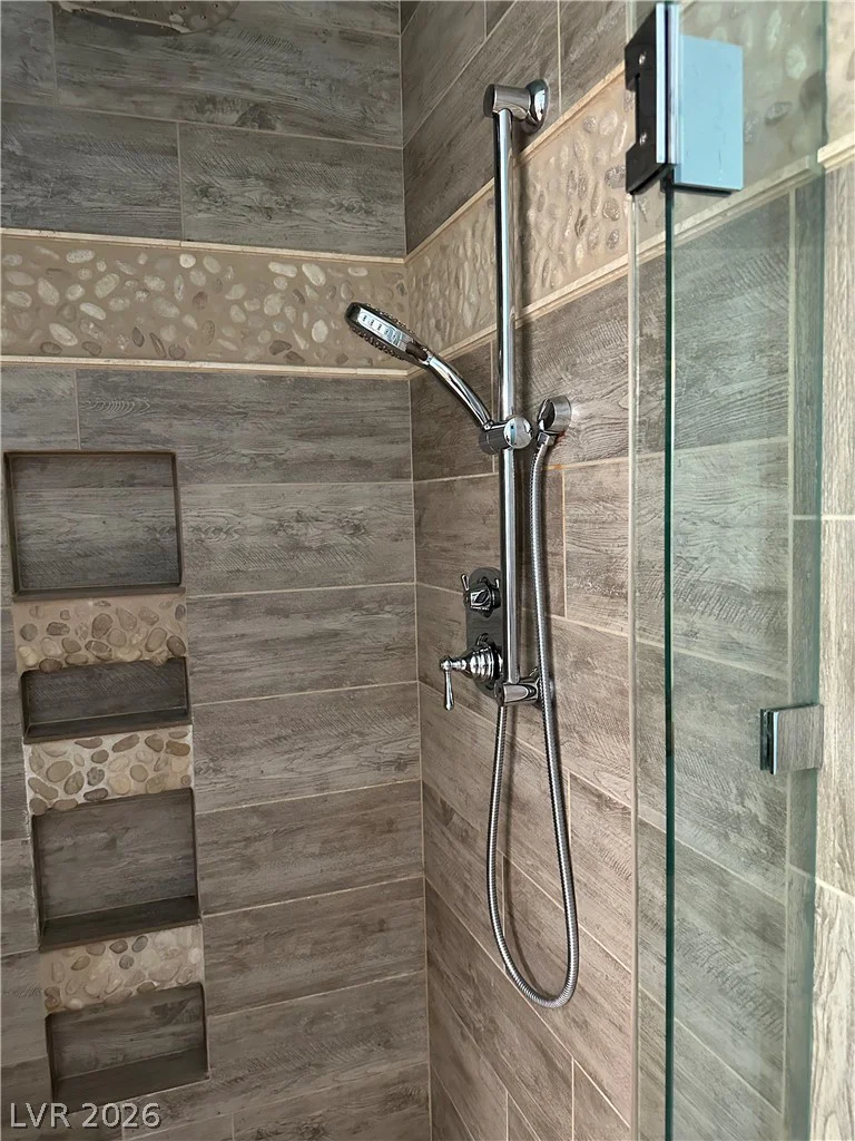 4112 GLIDING GULLS, North Las Vegas, NV 89084