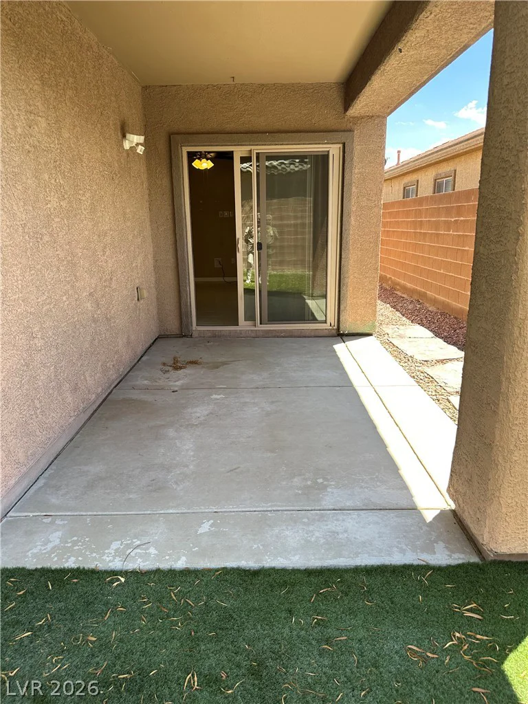 4112 GLIDING GULLS, North Las Vegas, NV 89084