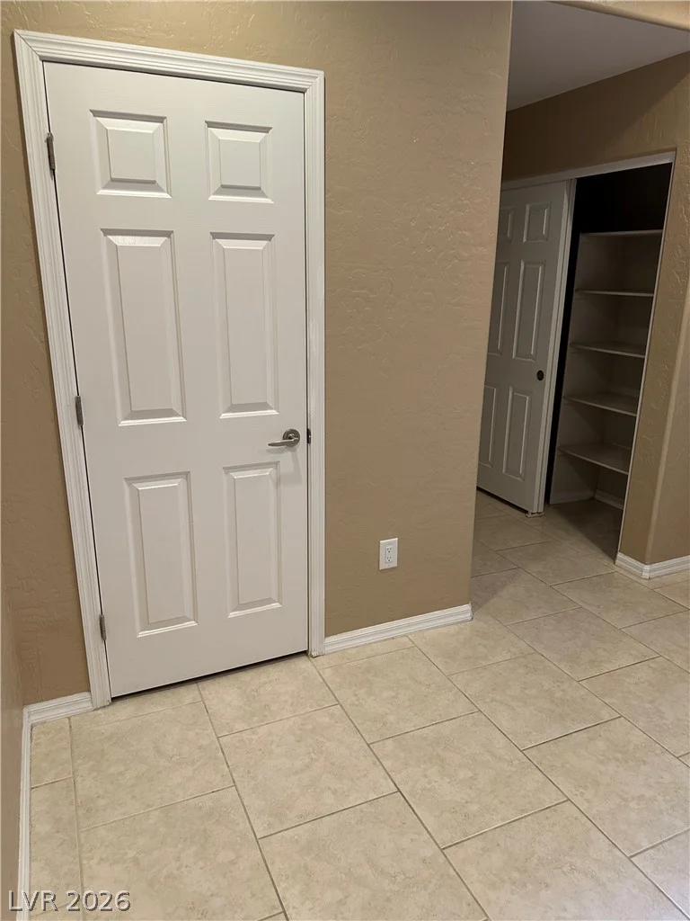 4112 GLIDING GULLS, North Las Vegas, NV 89084