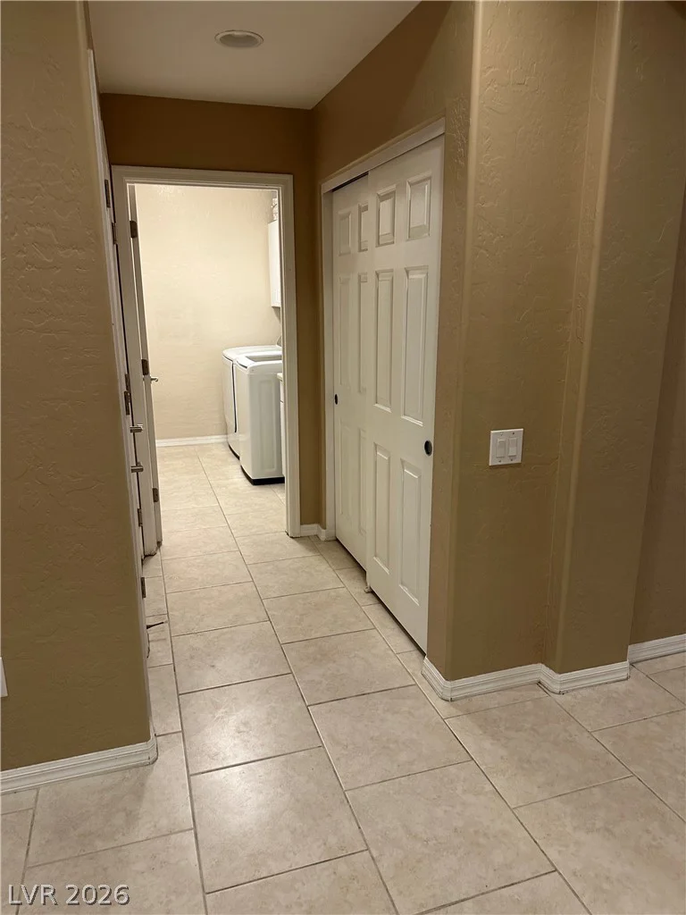 4112 GLIDING GULLS, North Las Vegas, NV 89084