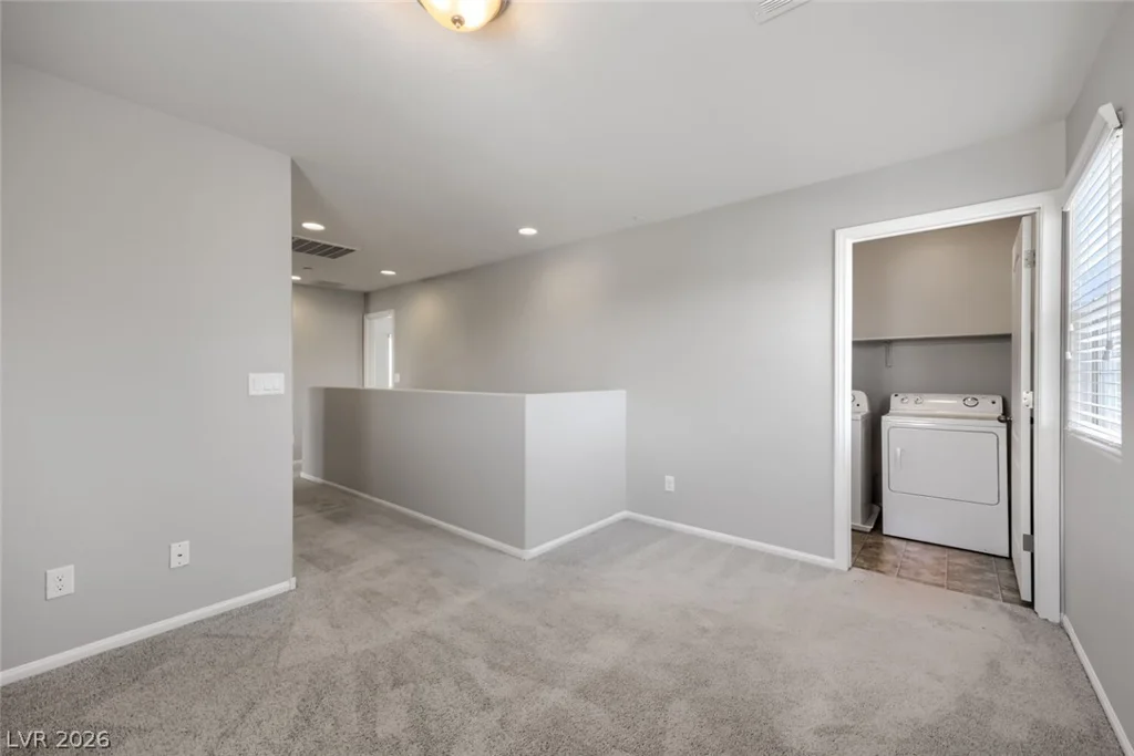 9041 Silken Crests, Las Vegas, NV 89149