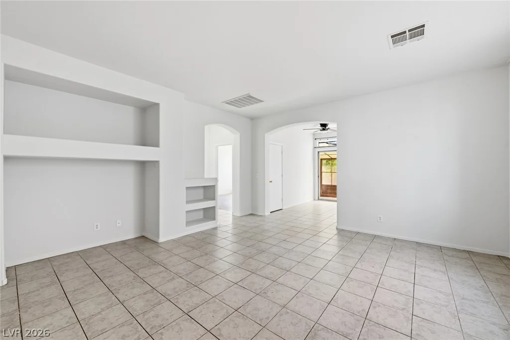 1069 Sweeping Ivy, Las Vegas, NV 89183