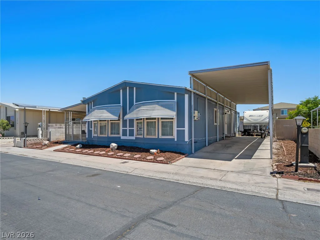 3044 Gavilan, Las Vegas, NV 89122