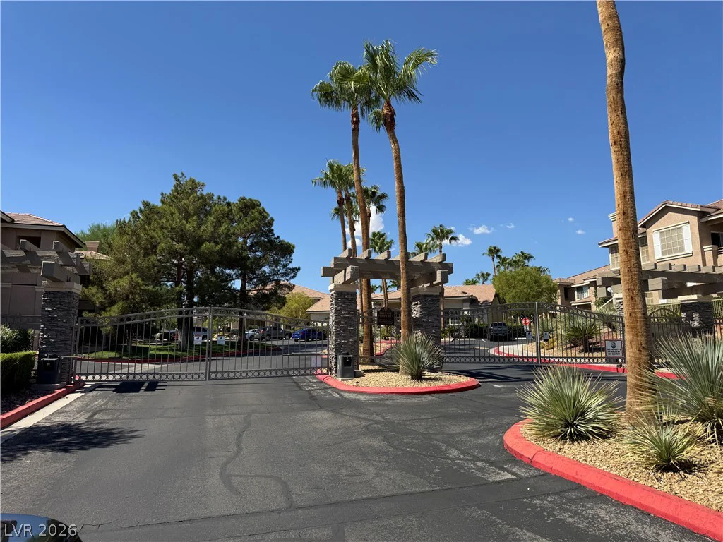 9901 Trailwood, Las Vegas, NV 89134