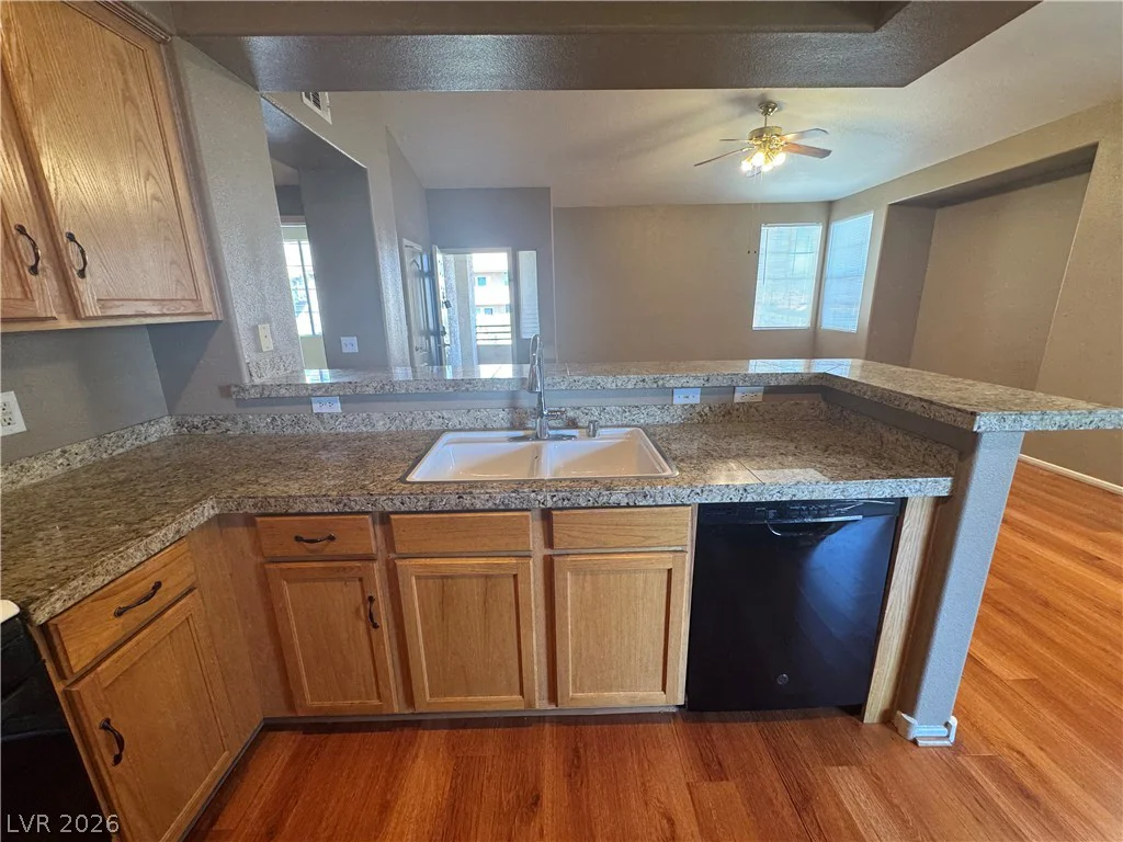 9901 Trailwood, Las Vegas, NV 89134