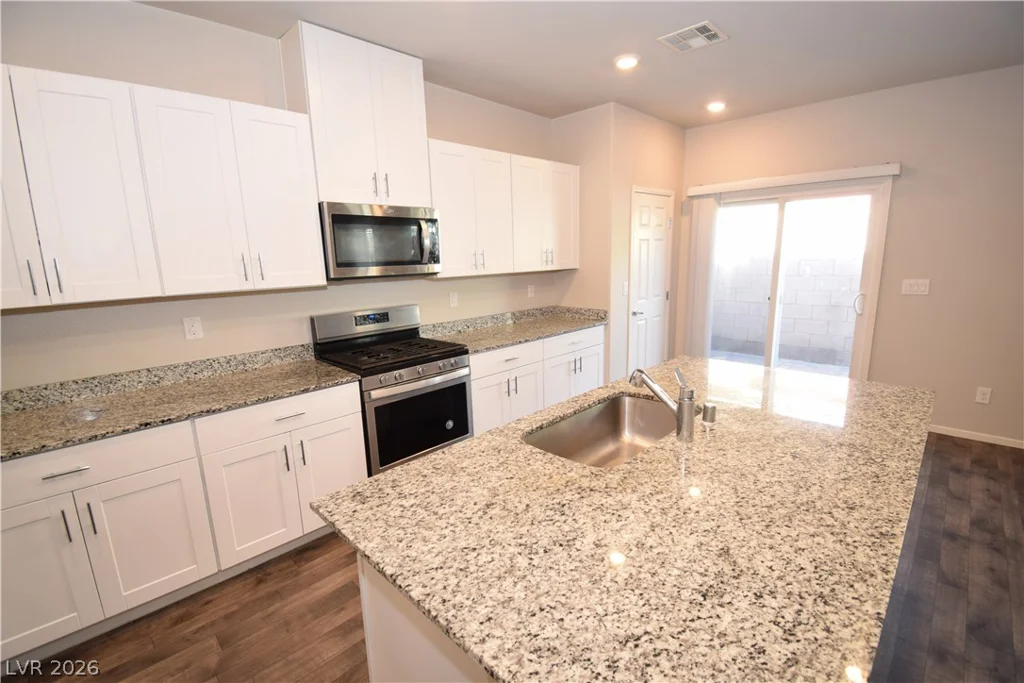 7525 Cooks Meadow, North Las Vegas, NV 89084
