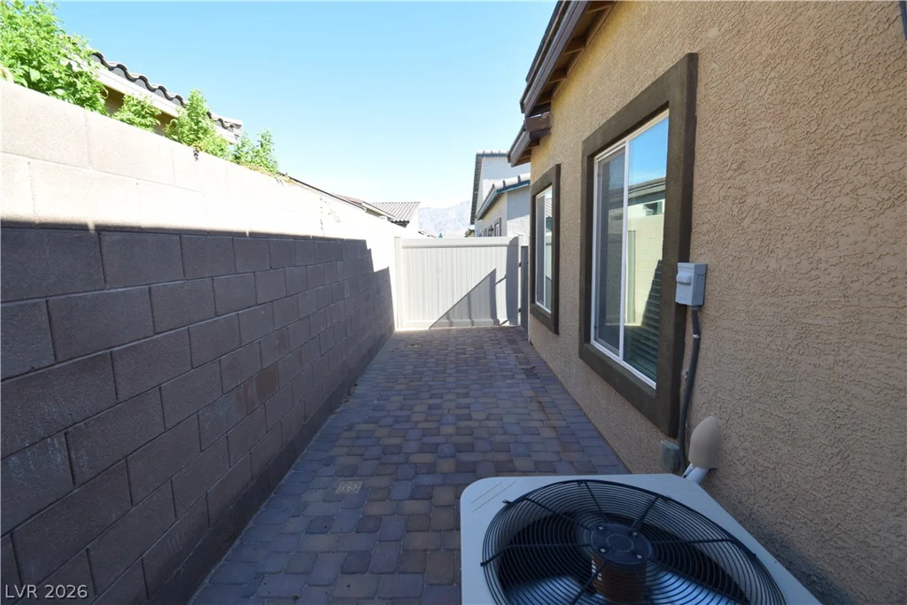 7525 Cooks Meadow, North Las Vegas, NV 89084