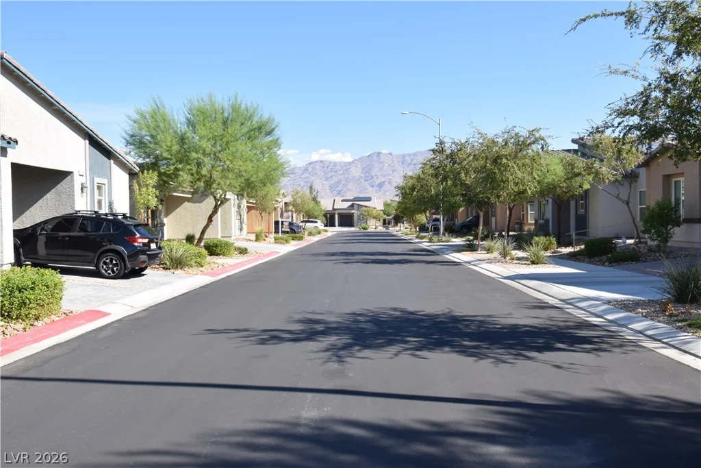 7525 Cooks Meadow, North Las Vegas, NV 89084
