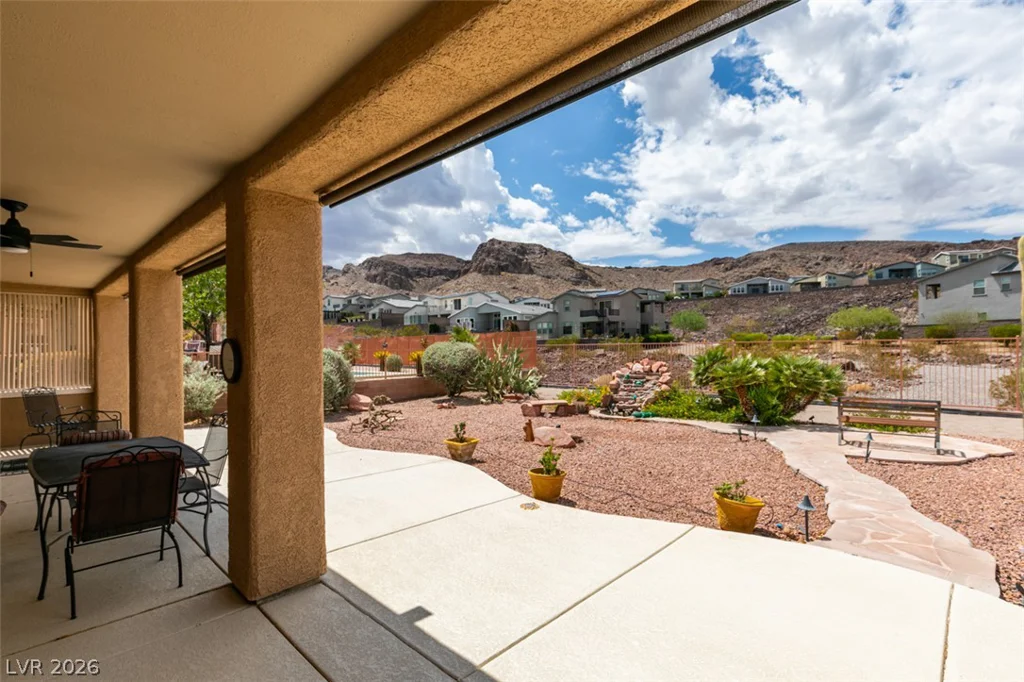 2087 King Mesa, Henderson, NV 89012