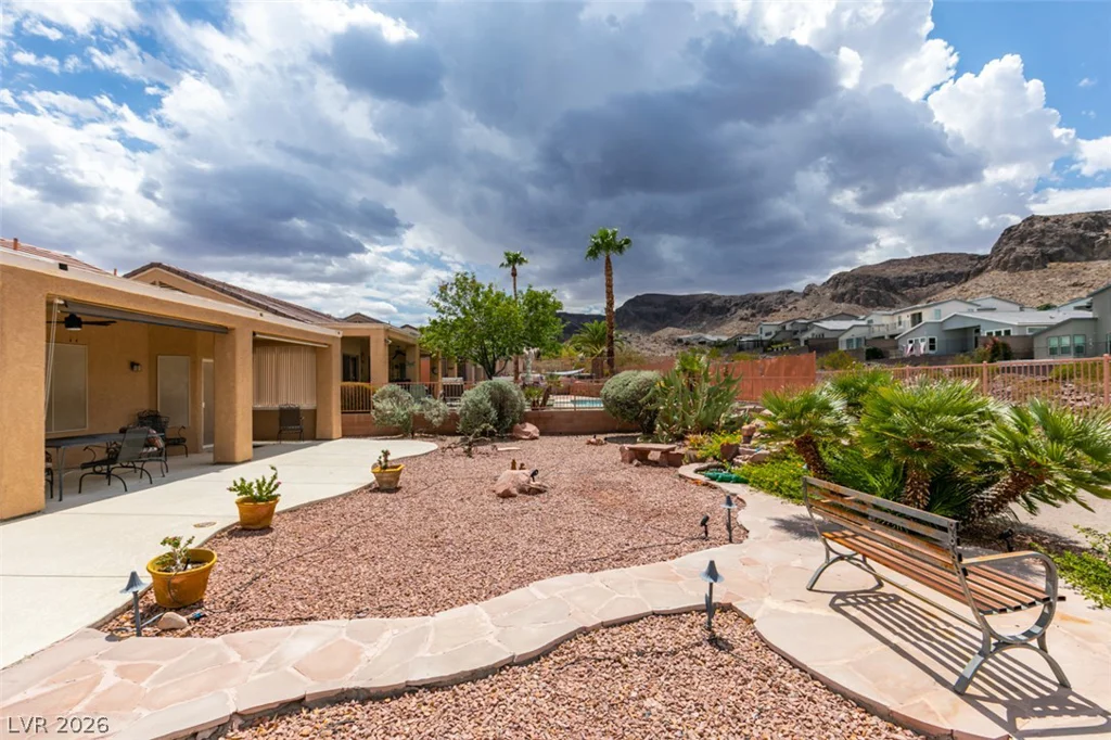 2087 King Mesa, Henderson, NV 89012