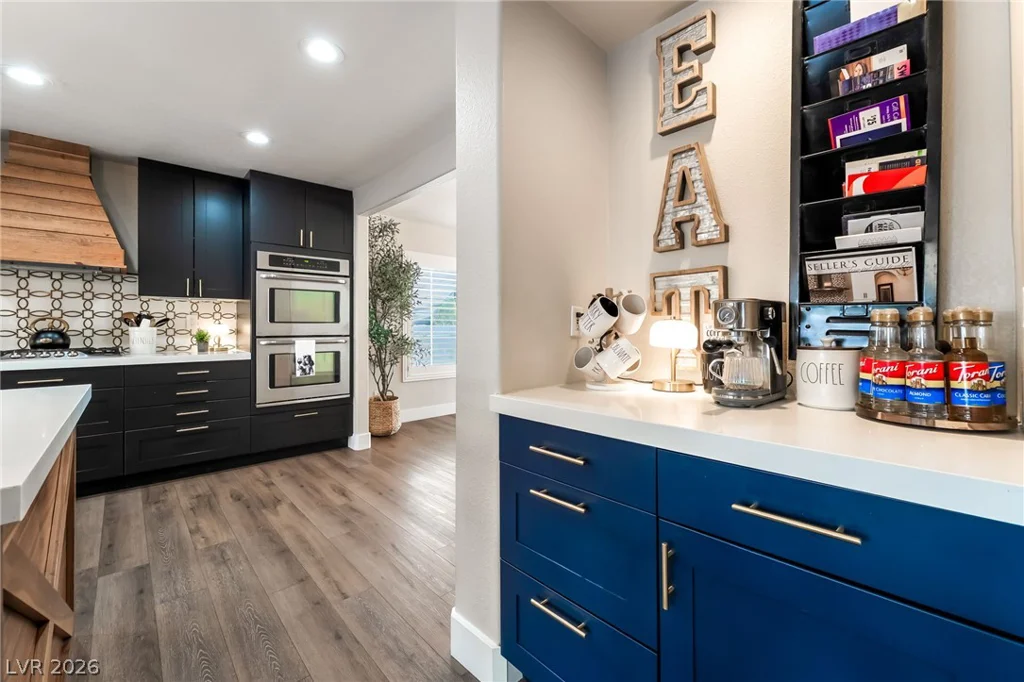 6 Oak Hollow, Henderson, NV 89074