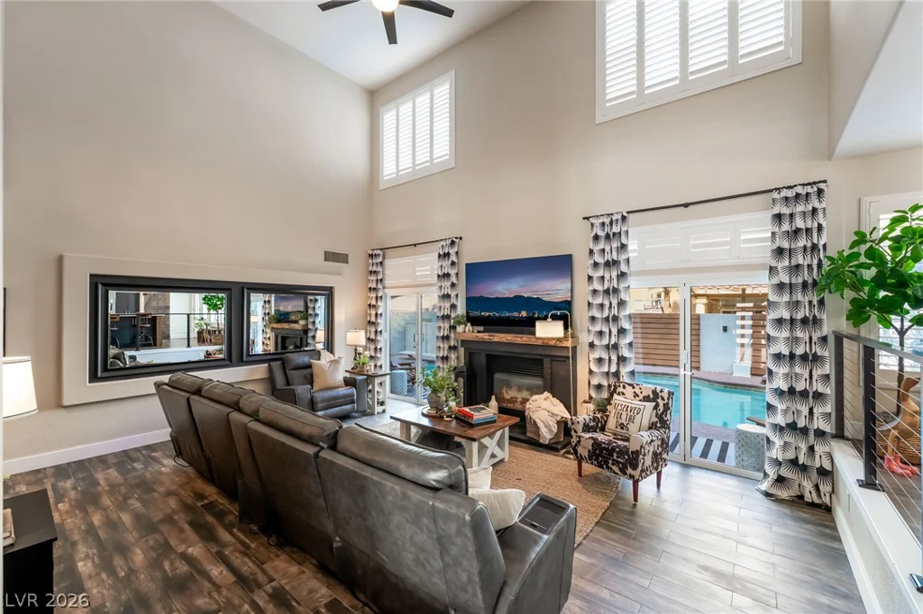 6 Oak Hollow, Henderson, NV 89074