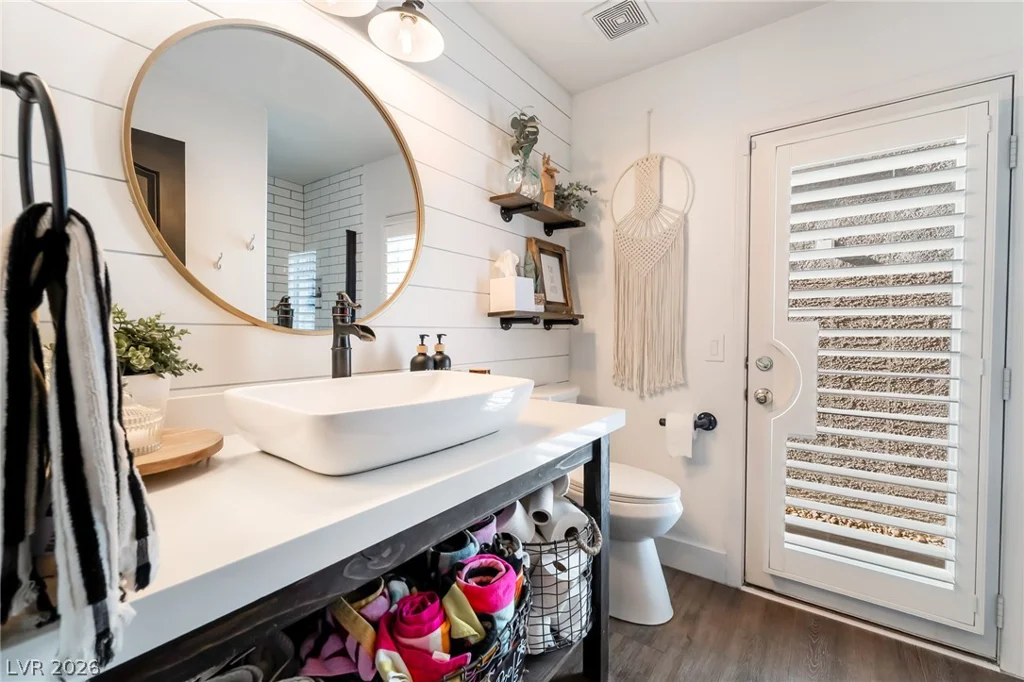 6 Oak Hollow, Henderson, NV 89074