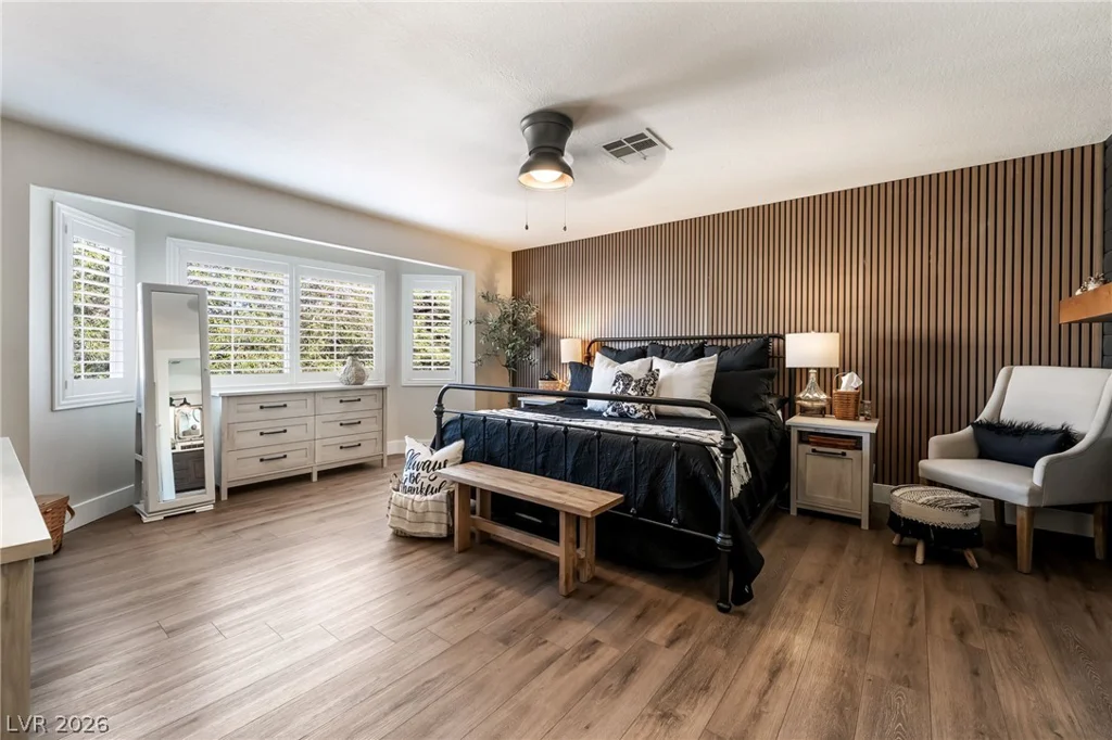 6 Oak Hollow, Henderson, NV 89074