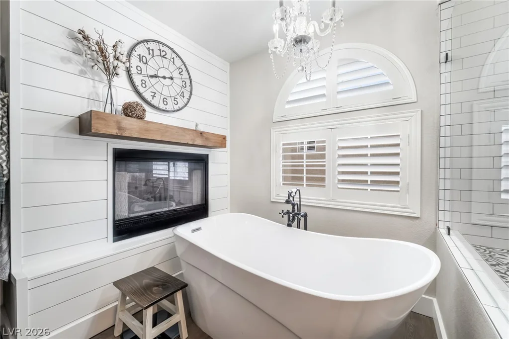 6 Oak Hollow, Henderson, NV 89074