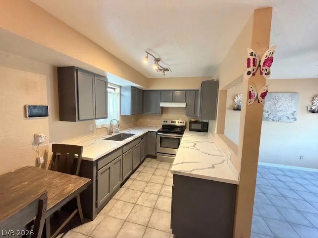 3505 Kemp, North Las Vegas, NV 89032
