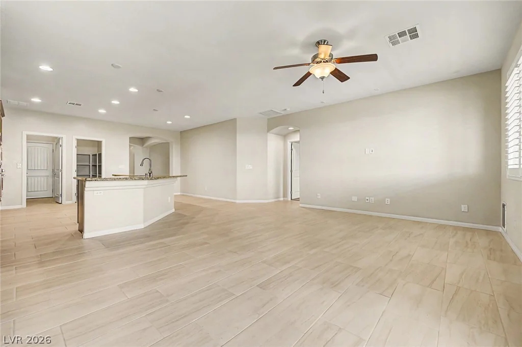 7270 Southern Magnolia, Las Vegas, NV 89149