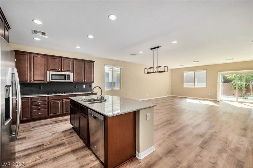7141 Flora Lam, Las Vegas, NV 89166