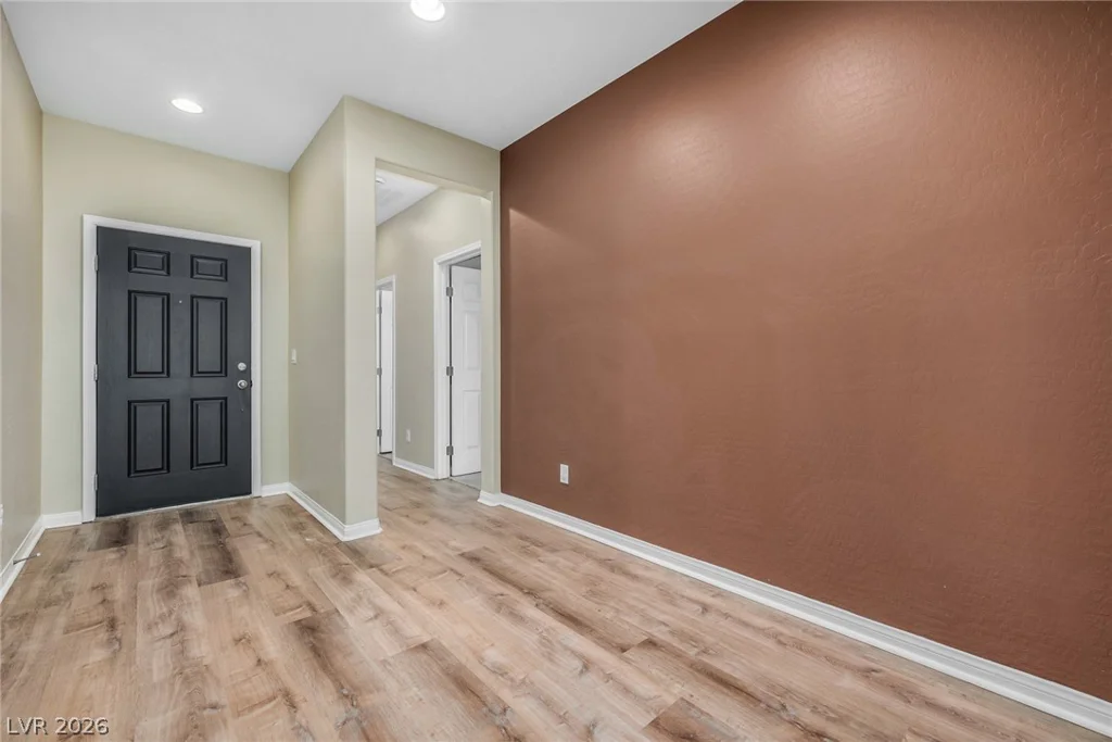 7141 Flora Lam, Las Vegas, NV 89166