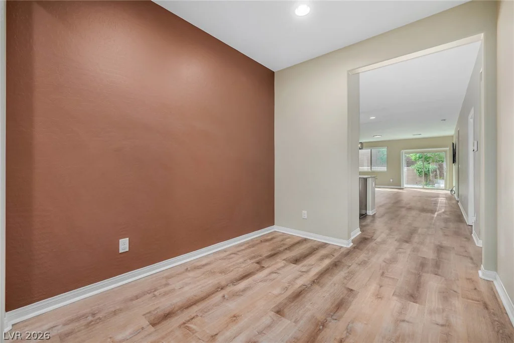 7141 Flora Lam, Las Vegas, NV 89166