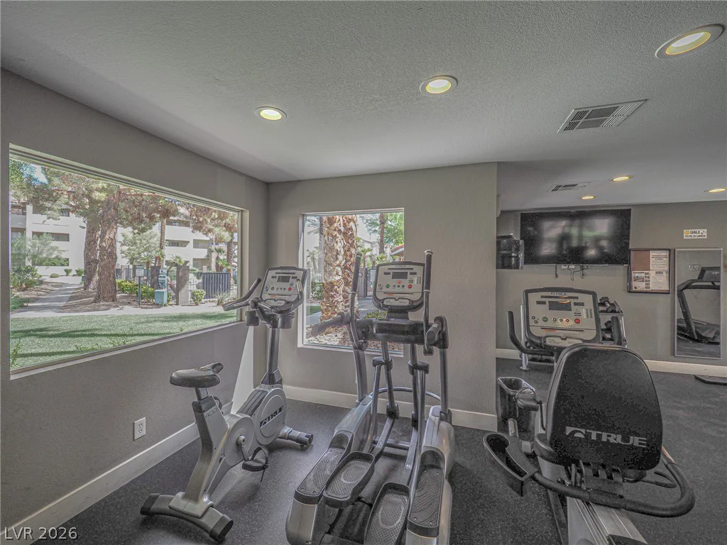 4200 Valley View, Las Vegas, NV 89103