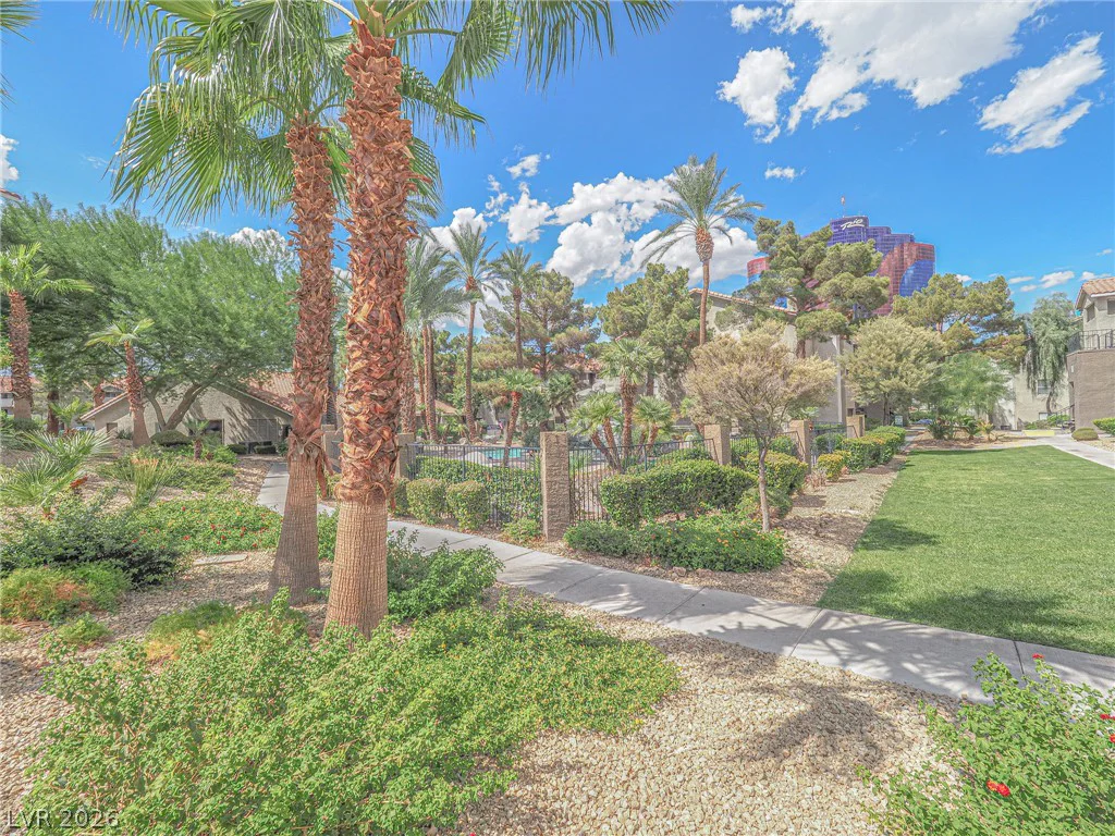 4200 Valley View, Las Vegas, NV 89103