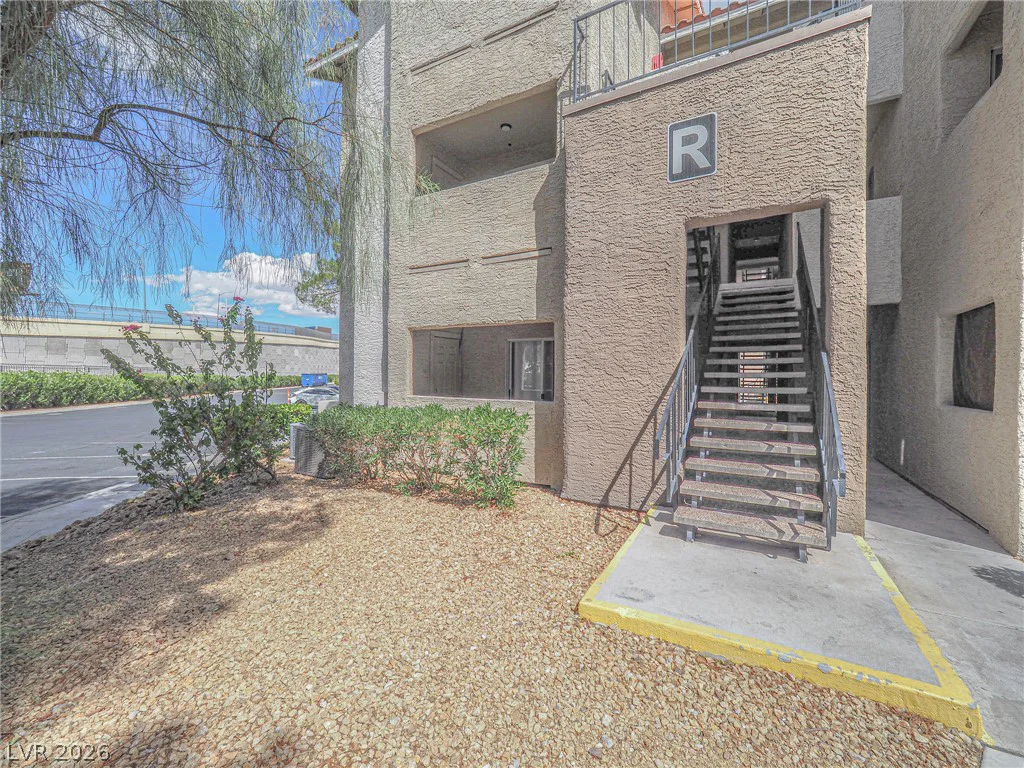 4200 Valley View, Las Vegas, NV 89103