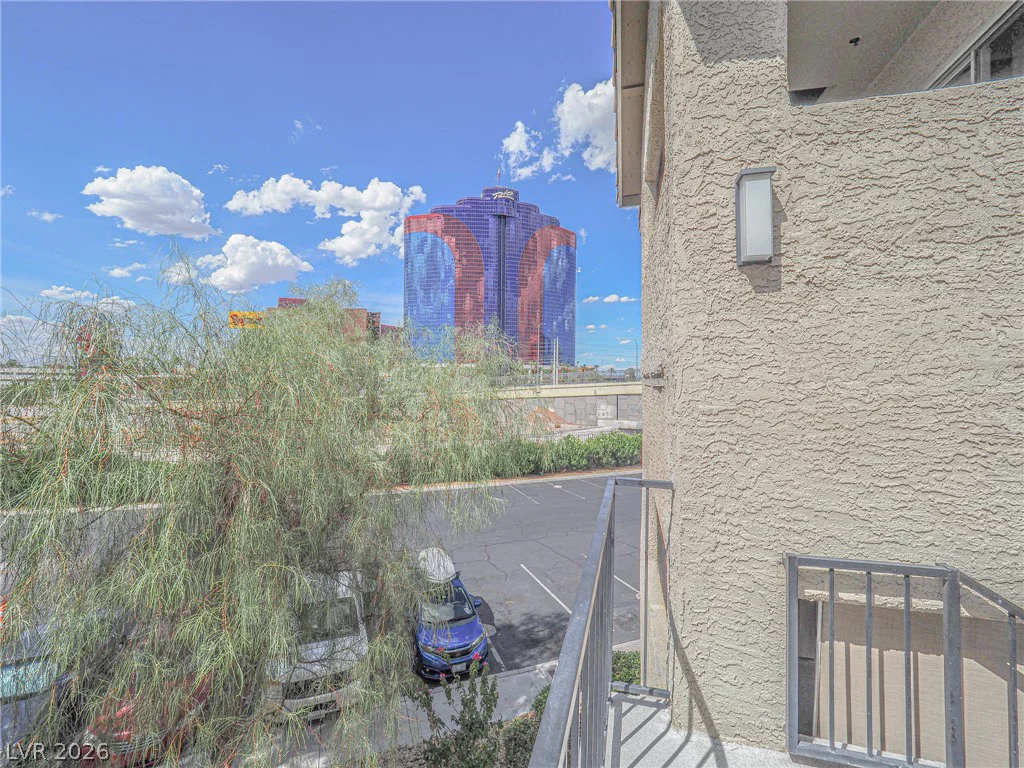 4200 Valley View, Las Vegas, NV 89103