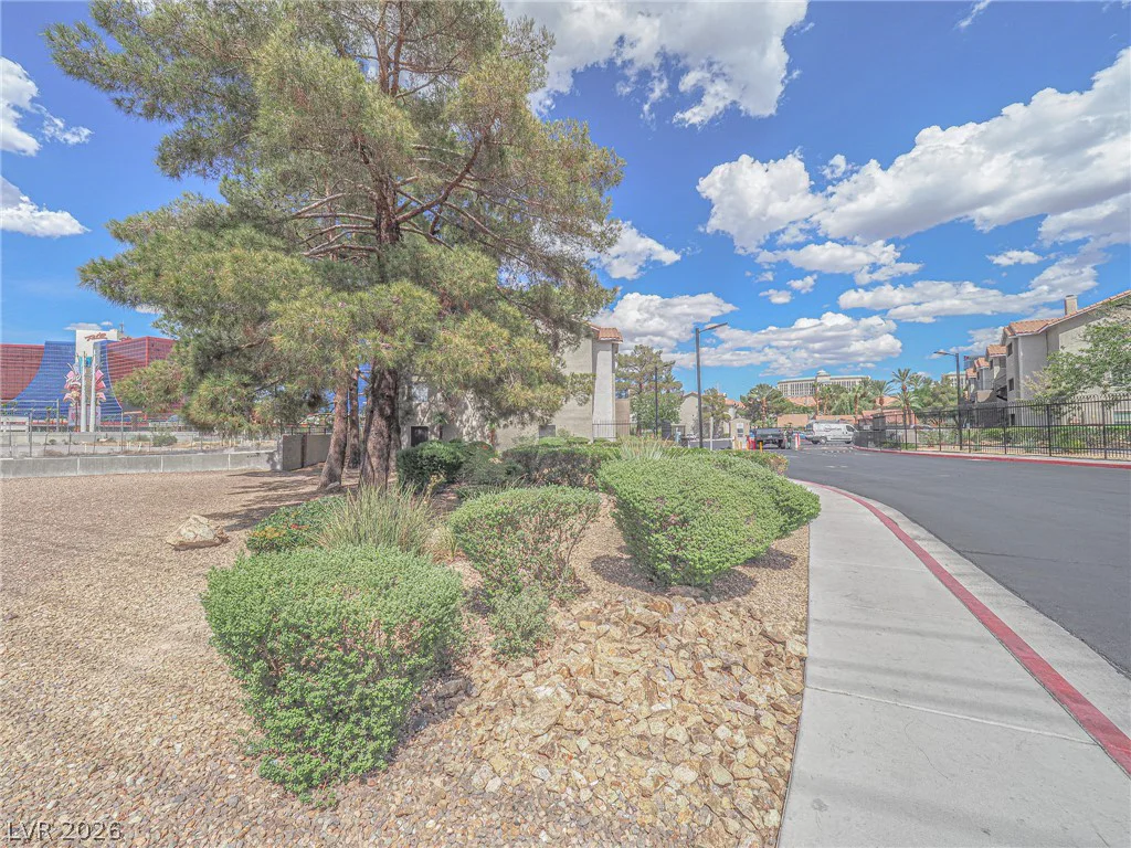 4200 Valley View, Las Vegas, NV 89103