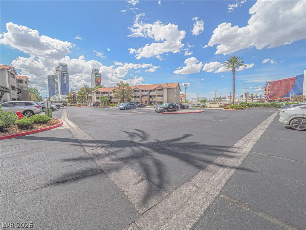 4200 Valley View, Las Vegas, NV 89103
