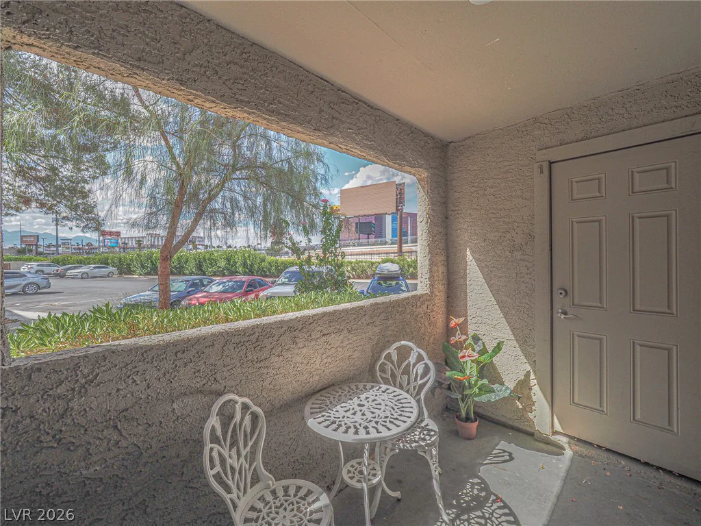 4200 Valley View, Las Vegas, NV 89103