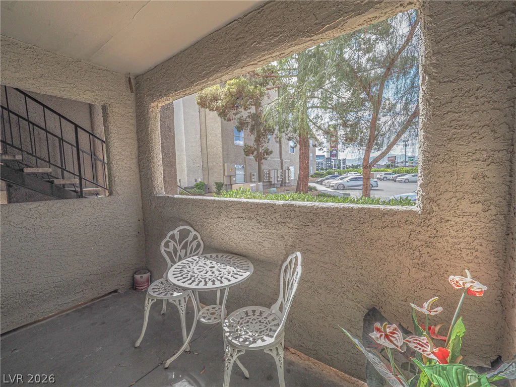 4200 Valley View, Las Vegas, NV 89103
