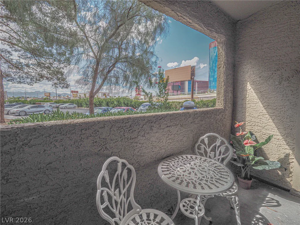 4200 Valley View, Las Vegas, NV 89103