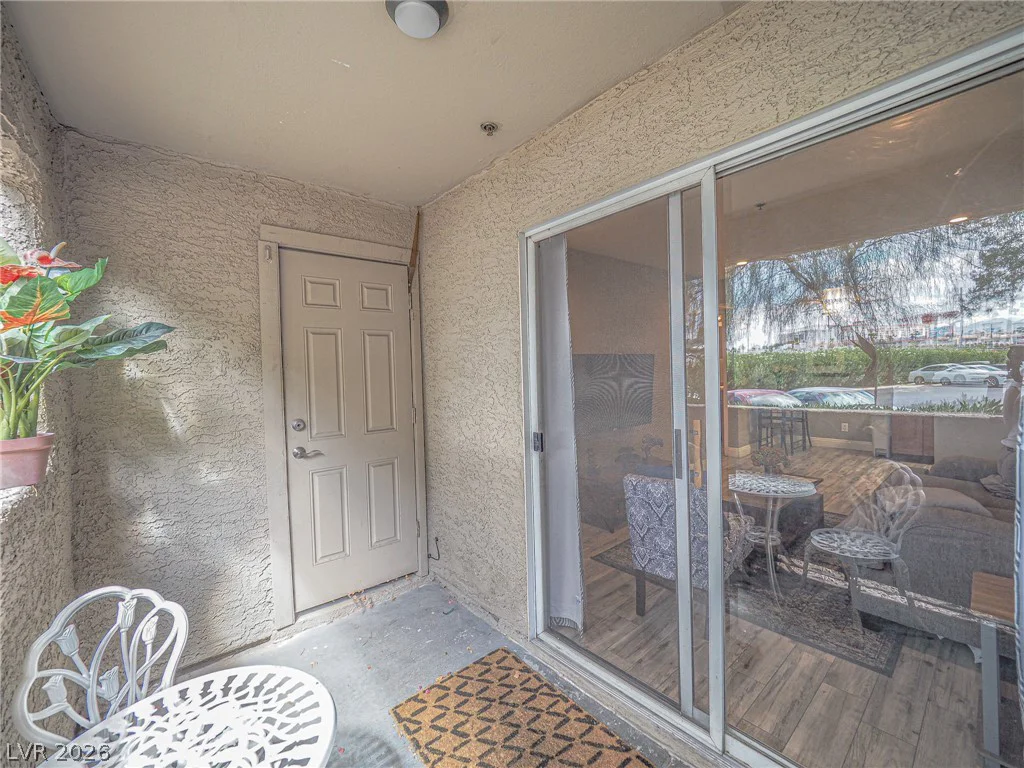 4200 Valley View, Las Vegas, NV 89103