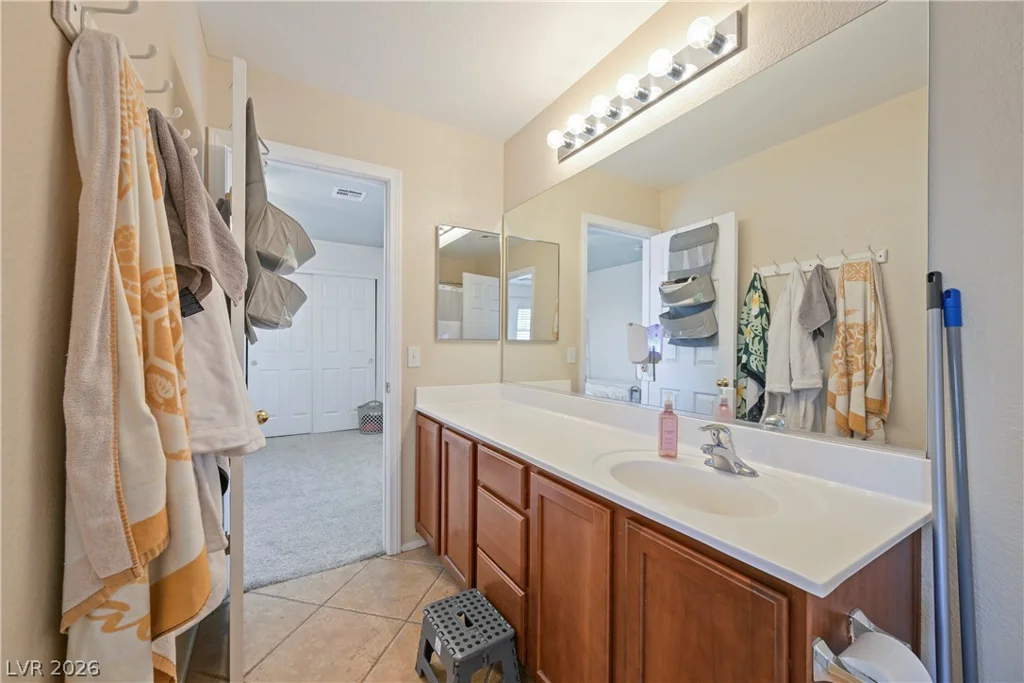 5957 Addy, North Las Vegas, NV 89081
