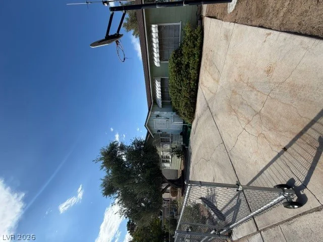 1929 Ballard, Las Vegas, NV 89104