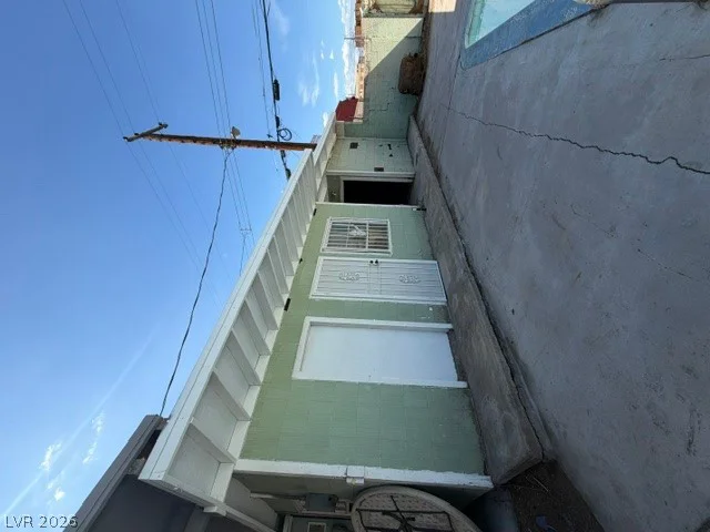 1929 Ballard, Las Vegas, NV 89104