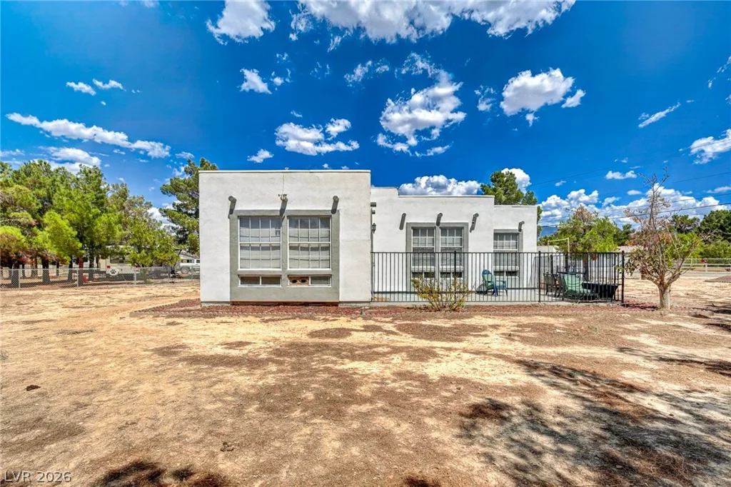 520 McMurray, Pahrump, NV 89060