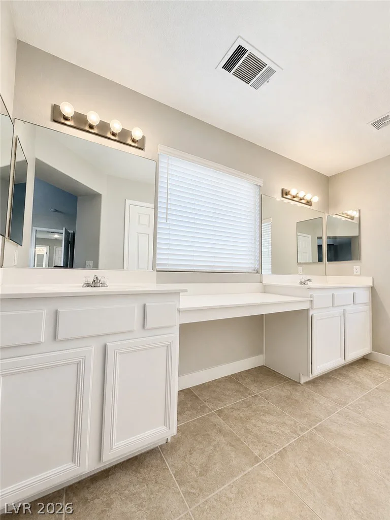 6393 Grays River, Las Vegas, NV 89148
