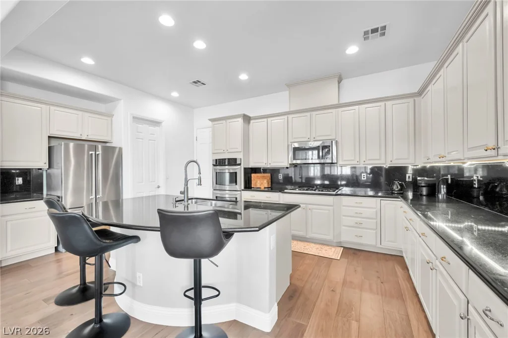 7850 Carolyn Lee, Las Vegas, NV 89131