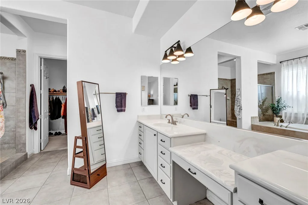 7850 Carolyn Lee, Las Vegas, NV 89131